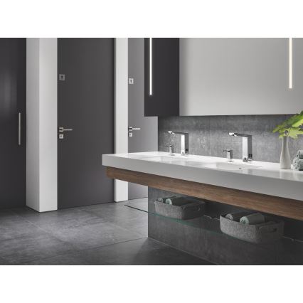 GROHE EUROCUBE E 36440000 - Baterie electronică pentru lavoar cu senzor infraroșu, DN 15, crom