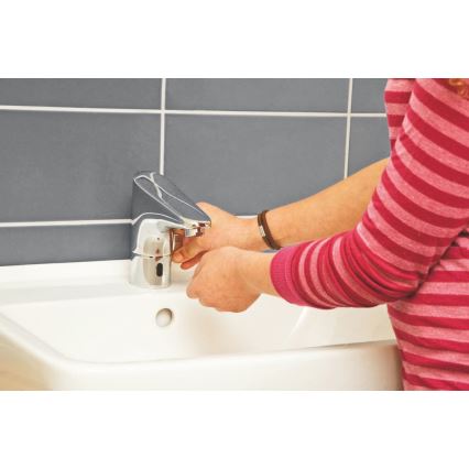 GROHE EUROPLUS E DN 15 - baterie electronică pentru lavoar, crom lucios (36207001)