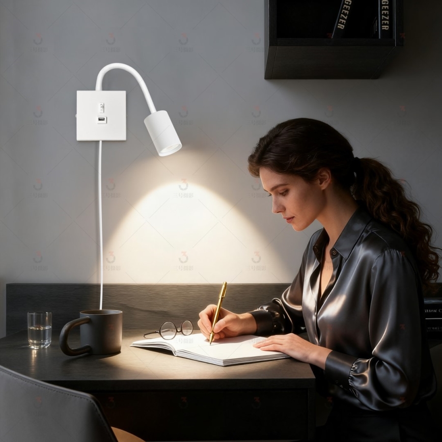 Lampă de perete PUNTO cu USB 1xGU10/9W/230V albă
