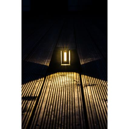 Lumină solară LED de perete cu senzor LED/2W/5V IP54 1300 mAh