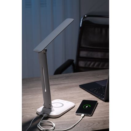 Lampă de birou LED reglabilă cu încărcare wireless Qi și USB LUMI LED/7W/230V, albă
