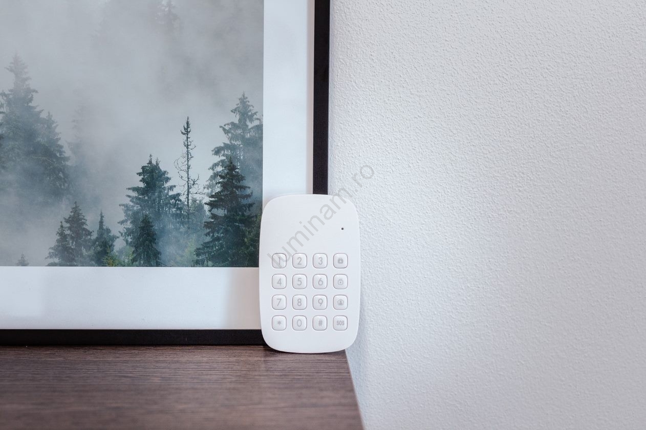 Immax NEO 07505L - Tastatură inteligentă SMART Zigbee 3.0, 3xAAA/4