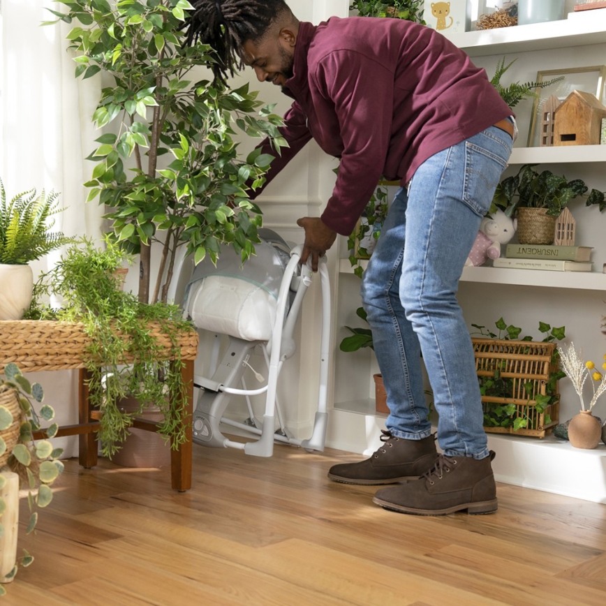 Ingenuity - Leagăn pentru copii cu vibrații și melodii 2în1 SWELL 4xD + 1xC