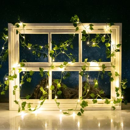 Instalație LED solară Aigostar 50xLED/7m IP65 300 mAh alb cald iederă