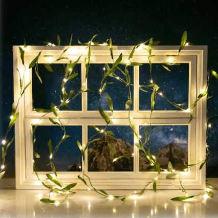 Instalație LED solară Aigostar 50xLED/7m IP65 300 mAh alb cald măslin