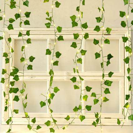 Instalație LED solară Aigostar 70xLED/4x1m IP65 300 mAh alb cald iederă