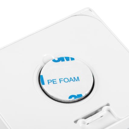 Corp de iluminat LED încastrat cu senzor de mișcare și senzor de crepuscul IRS LED/0,3W/3xAAA IP54 alb