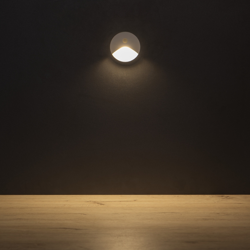 Aplica LED pentru scări EXIN cu senzor de mișcare și de amurg LED/2,5W/230V 3000K IP65 albă rotundă