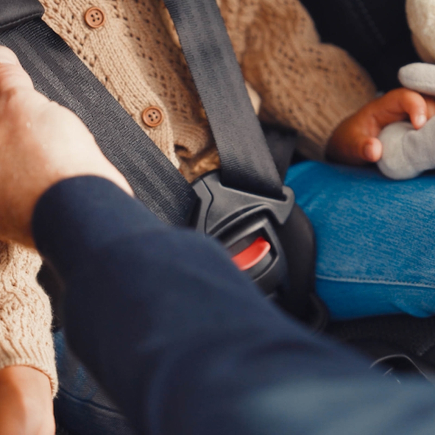 KINDERKRAFT - Scaun auto pentru copii I-GUARD PRO i-Size 61-105 cm negru