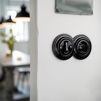 Kliklap - Întrerupător retro unipolar nr. 1 și priză 230V cu ramă, negru