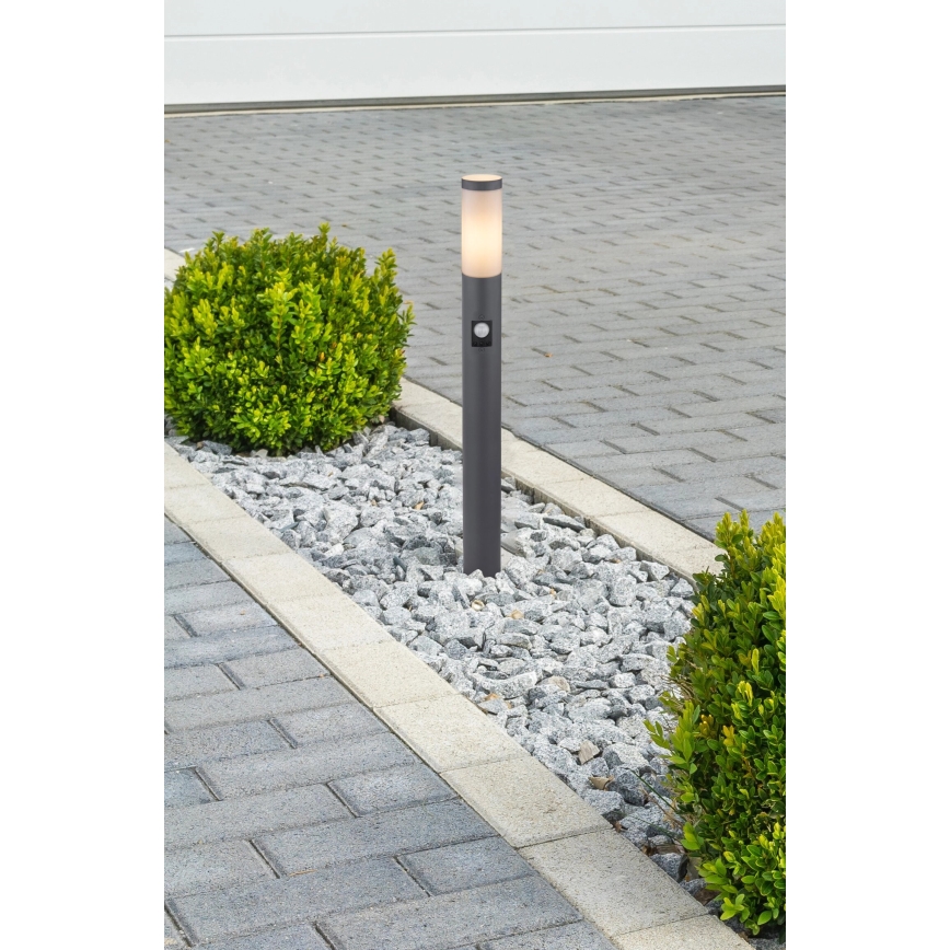 Lampă de exterior cu senzor Globo 1xE27/15W/230V IP44 80 cm antracit