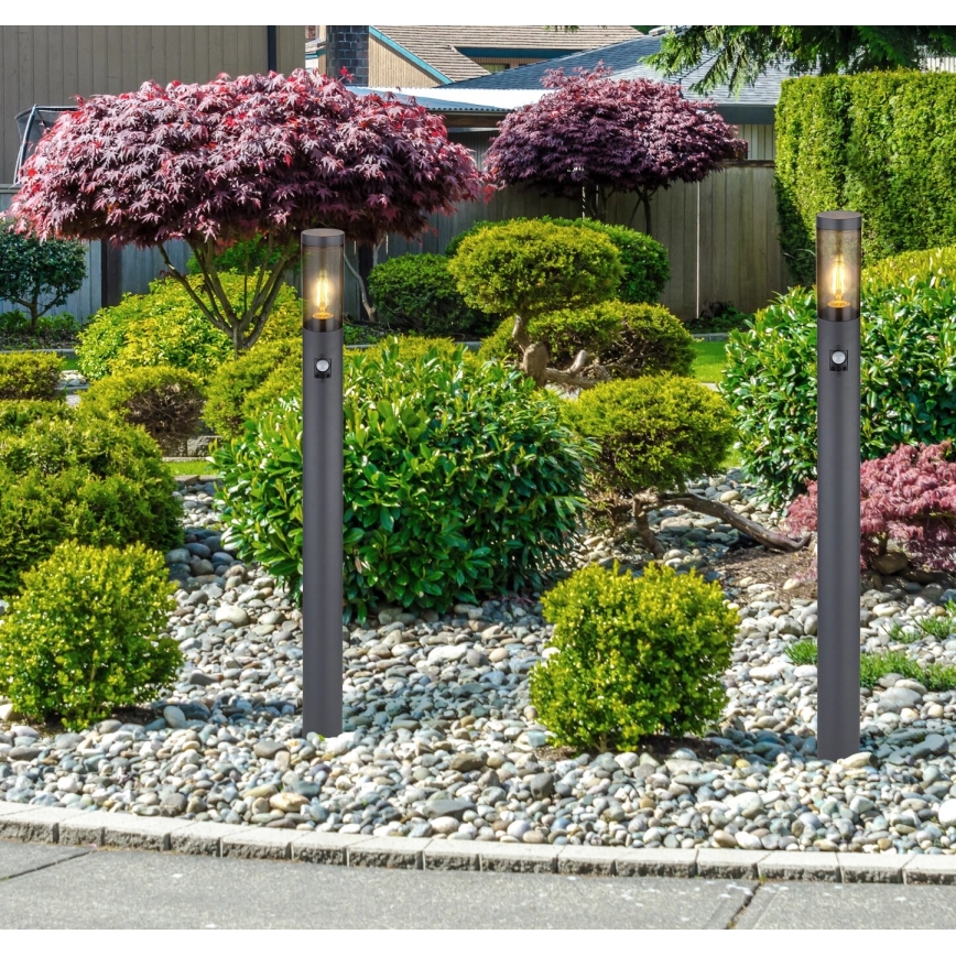 Lampă de exterior cu senzor Globo 1xE27/15W/230V IP44 110 cm negru