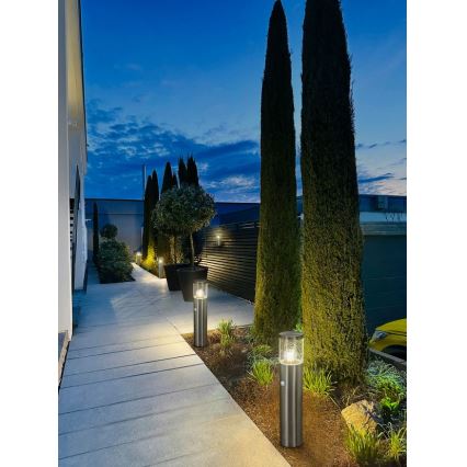 Lampă de exterior cu senzor Ledvance EBRO 1xE27/20W/230V IP44