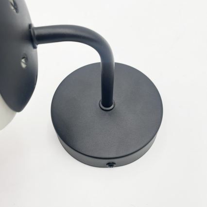 Lampă de perete MALIVA 1xE14/15W/230V, negru/alb - Brilagi