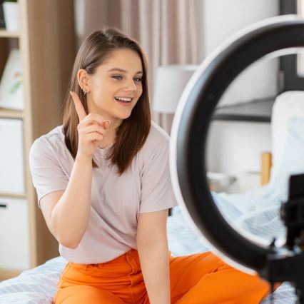 Lampă LED dimabilă cu trepied și suport pentru vloguri LED/10W/5V 2700-6500K