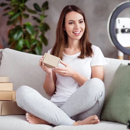 Lampă LED dimabilă cu trepied și suport pentru vloguri LED/15W/5V 2700-6500K