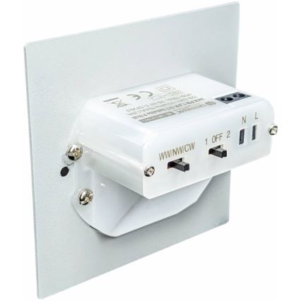 Corp de iluminat LED pentru scări cu senzor de mișcare și de crepuscul LED/1,5W/230V 3000/4000/6000K argintiu