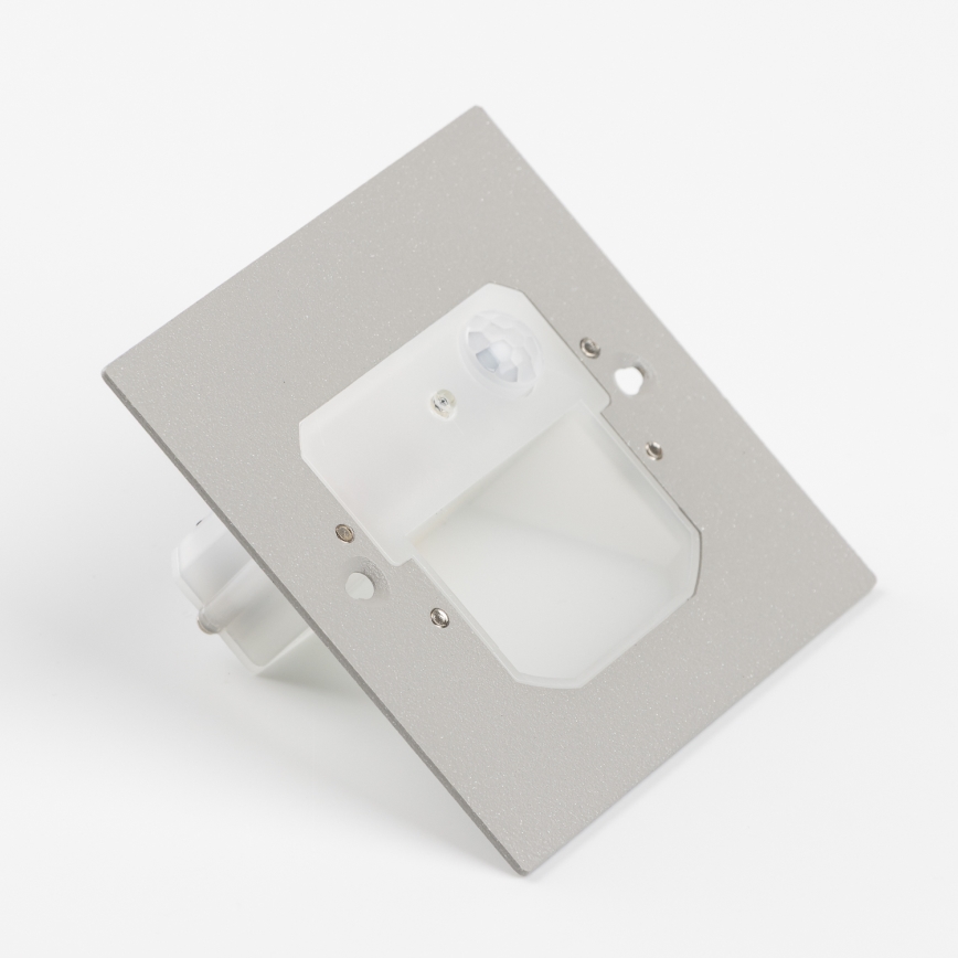 Aplica LED pentru scări cu senzor de mișcare și senzor crepuscular LED/1,5W/230V 3000/4000/6000K alb