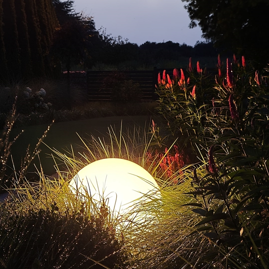 Lampă LED RGBW reglabilă pentru exterior GLOBO, 1xE27/12W/230V, 2700–6500K, Ø 30 cm, IP44, Wi-Fi