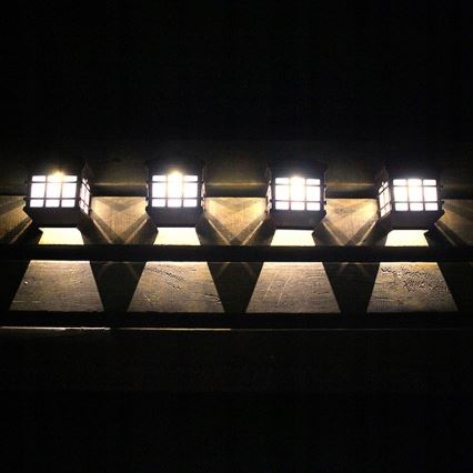 Lampă LED solară de perete cu senzor de amurg, 1,2 V, 600 mAh, IP44