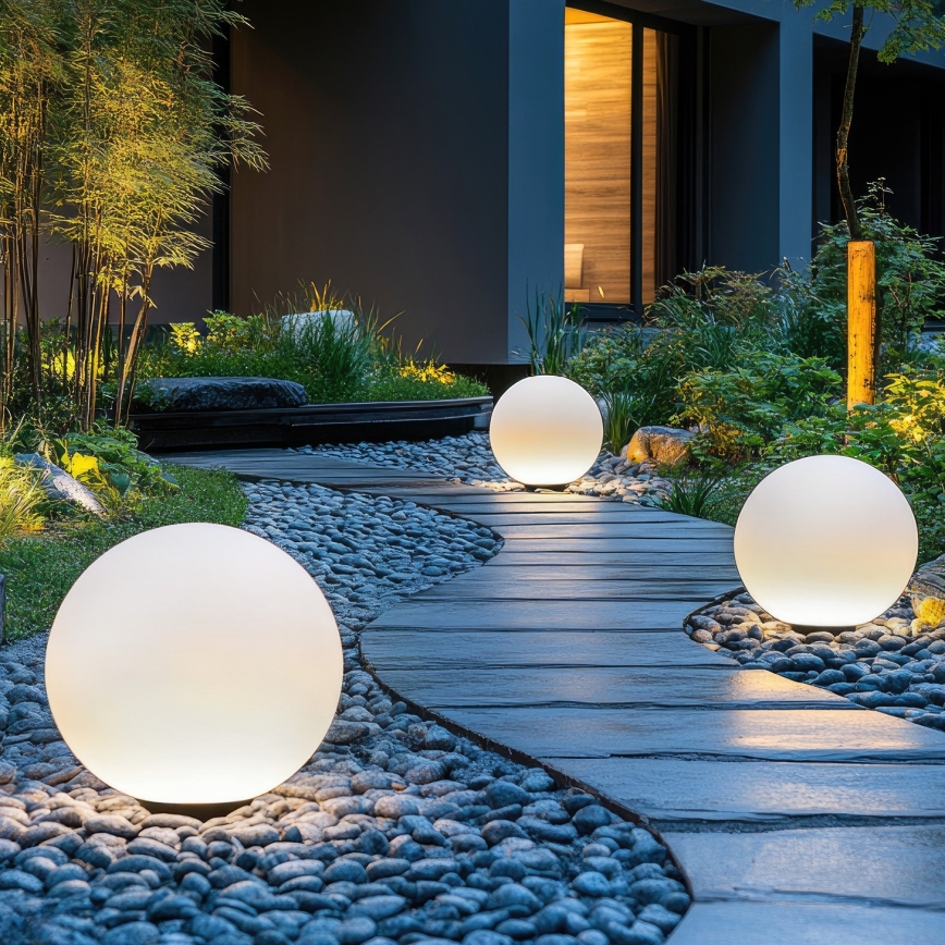 GARDEN BALL Lampă solară LED RGBW reglabilă, 5W/3,7V, 3000K, IP54, 2200 mAh, Ø 40 cm, cu telecomandă