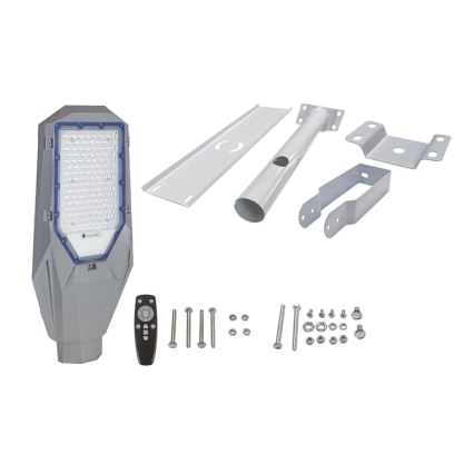 Lampă stradală LED reglabilă cu senzor de amurg și panou solar LED/200W/20000 mAh 6500K IP65 gri