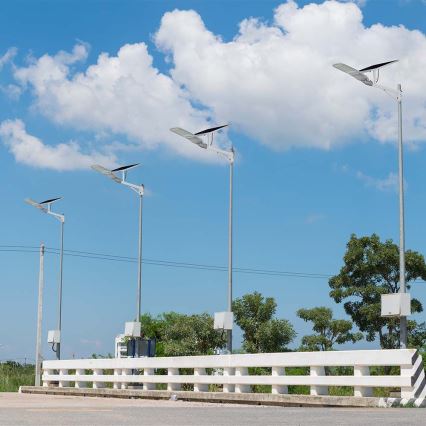 Lampadar LED stradal solar dimabil SAMSUNG CHIP LED/50W/9V 6000K IP65 + telecomandă