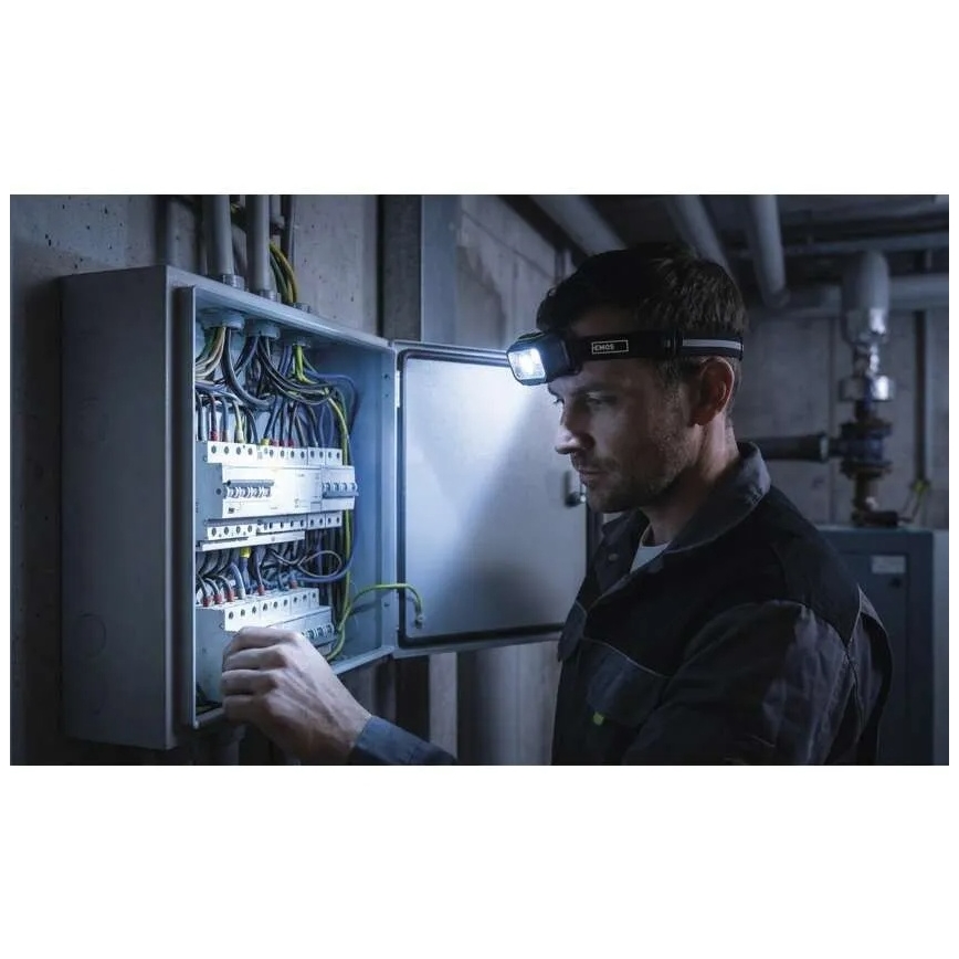 Lanternă frontală reîncărcabilă cu LED și intensitate reglabilă / 3xAAA / 1000 mAh 3,7V