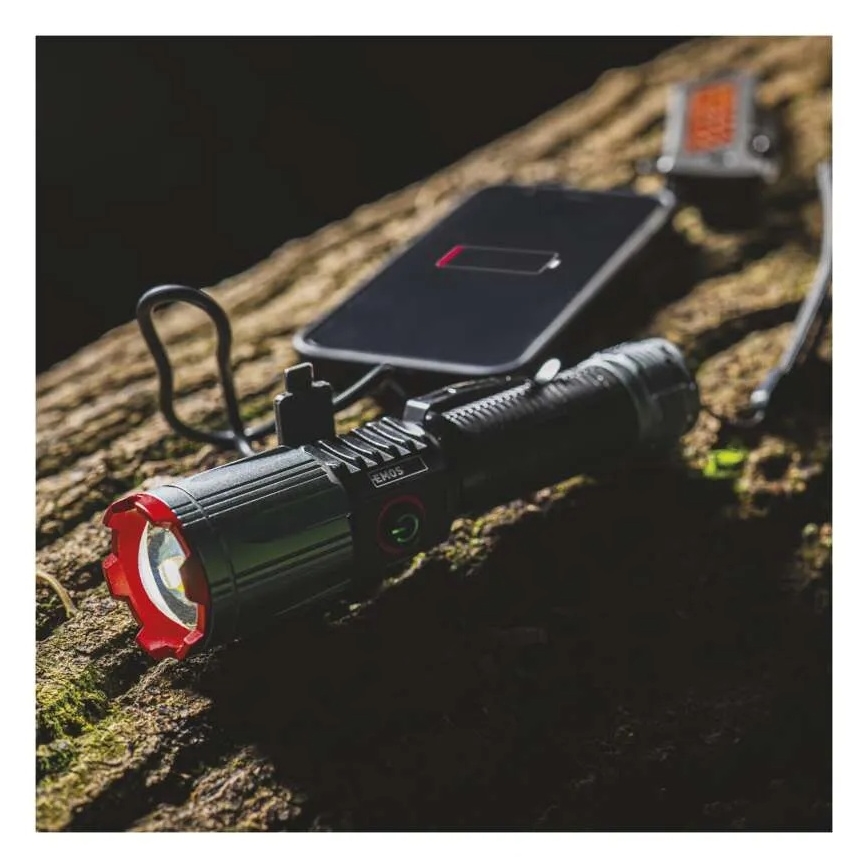 Lanternă LED metalică reîncărcabilă LED/5V 3000 lm 5000 mAh IP43