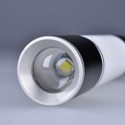 Lanternă LED reîncărcabilă de drumeție cu funcție de acumulator extern LED/1500 mAh 3,7V IP44