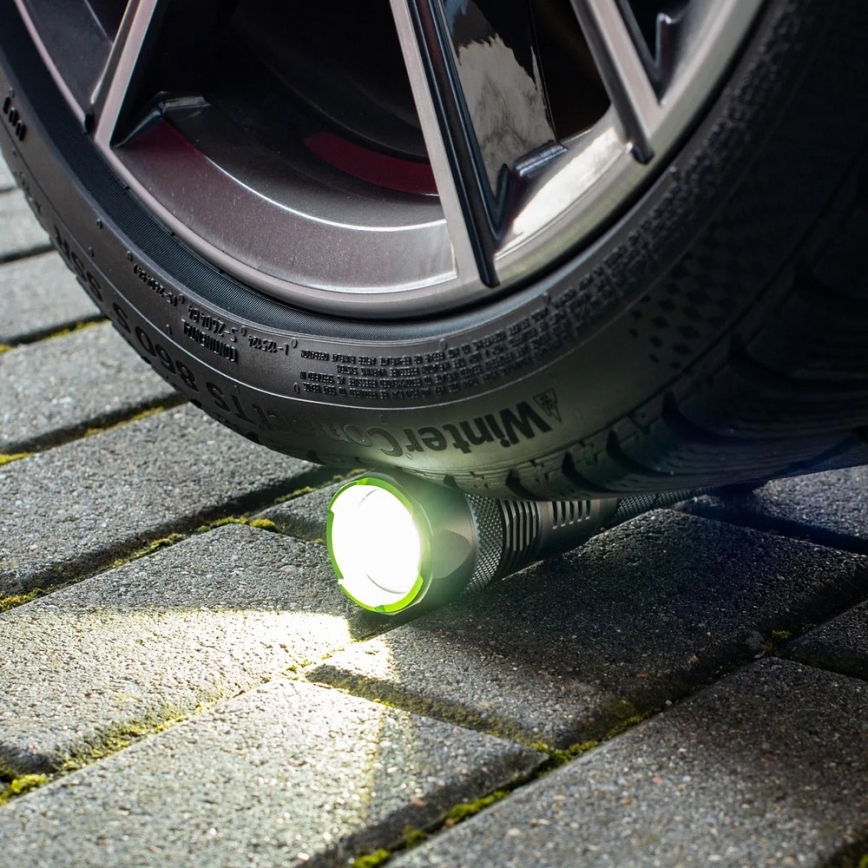 Lanternă LED reîncărcabilă cu luminozitate reglabilă și funcție powerbank LED/30W/5V IPX7 3000 lm 4000 mAh