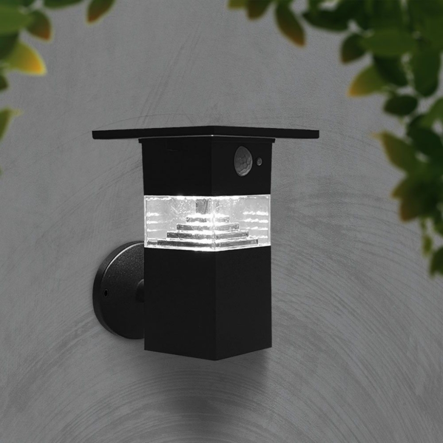 Lumină solară LED de perete cu senzor LED/2,5W/3,7V IP54 3000K 2200 mAh