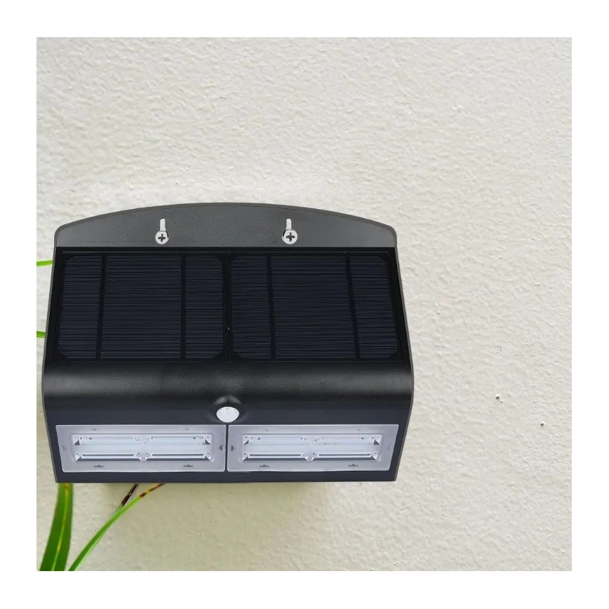 Lumină solară LED de perete cu senzor LED/7W/3,7V 4000K IP65 4000 mAh negru