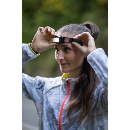 Ledlenser NEO1R - frontală LED reîncărcabilă, cu reglare a intensității, LED/730 mAh, IP67, 250 lm, 15 h, albastră