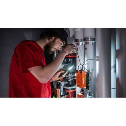 Ledlenser W2R - Lanternă LED de lucru reîncărcabilă, reglabilă, 630 mAh, IP54, 220 lm