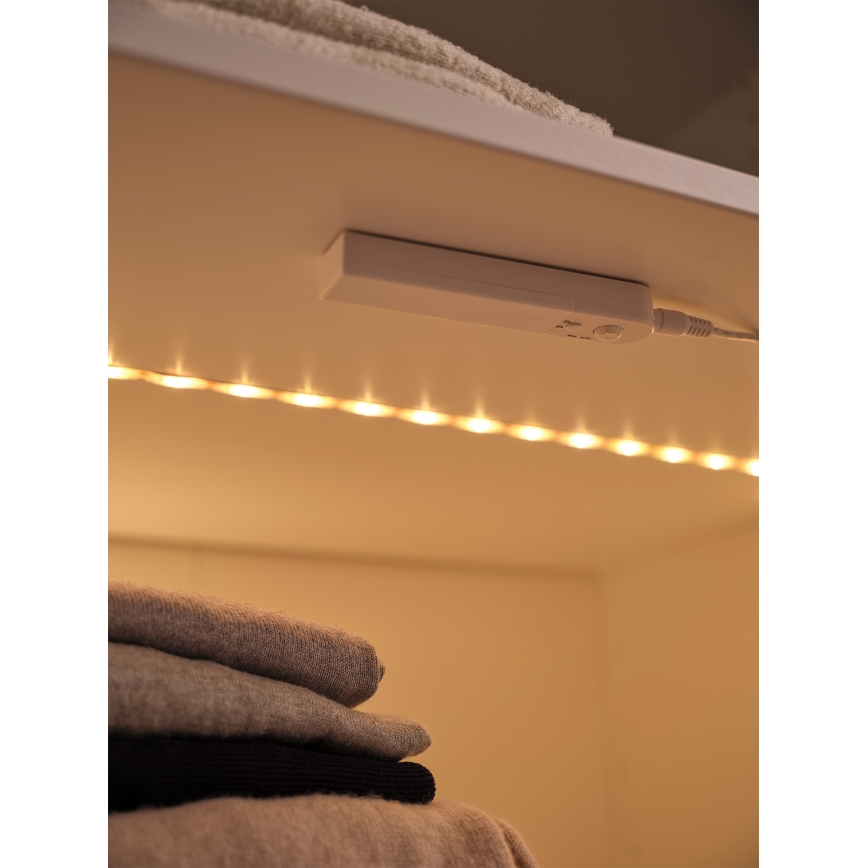 Ledvance - Bandă LED FLEX 2 m cu senzor de mișcare, 3,6 W, alimentare 4x AA