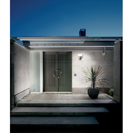 Ledvance - Spot LED cu senzor și cameră SMART + LED/24W/230V IP44 Wi-Fi