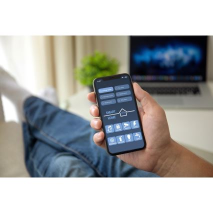 Ledvance - Spot LED cu senzor și cameră SMART + LED/24W/230V IP44 Wi-Fi