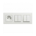 Legrand - 2x întrerupător dublu în serie nr. 5 și priză de uz casnic cu ramă NILOE STEP 250V, de culoare albă