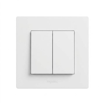 Legrand - Întrerupător dublu pentru scară 6+6 cu ramă NILOE STEP alb