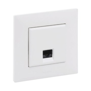Legrand - Priză de rețea RJ45 cu ramă NILOE STEP albă