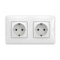 Legrand - Priză dublă pentru uz casnic SCHUKO cu ramă NILOE 250V albă