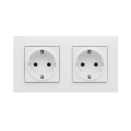 Legrand - Priză dublă pentru uz casnic SCHUKO cu ramă NILOE STEP 250V albă
