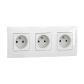 Legrand - Priză triplă pentru uz casnic cu ramă NILOE 250V albă