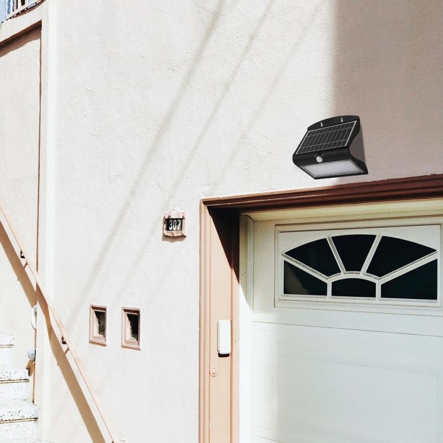 Lumină solară LED cu senzor de mișcare și amurg LED/6,8W/4000 mAh 3,7V IP65