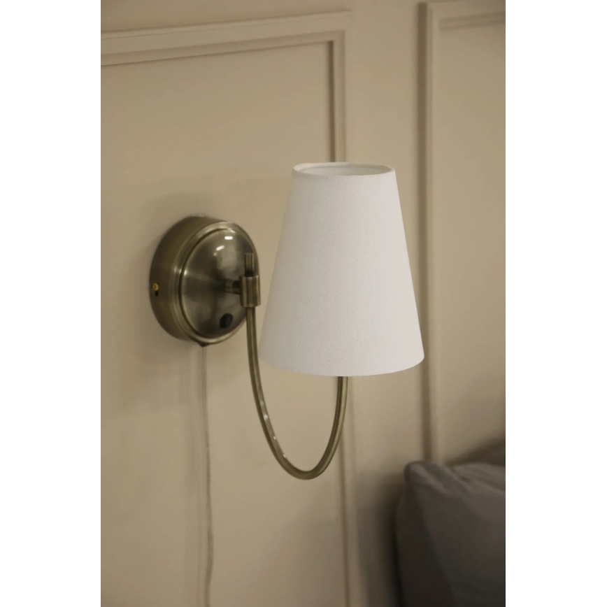 Markslöjd 108908 - Aplică de perete AMAR 1xE14/40W/230V albă/alamă