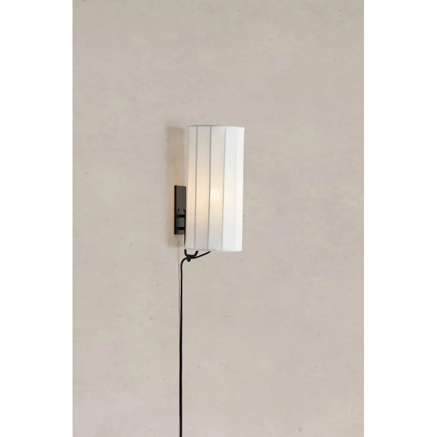 Markslöjd 108960 - Lampă de perete HIKARI 1xE27/60W/230V alb/negru