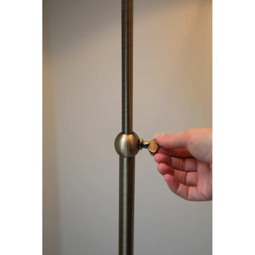 Markslöjd 108972 - Lampă de podea OXFORD 1xE14/40W/230V alb/alamă
