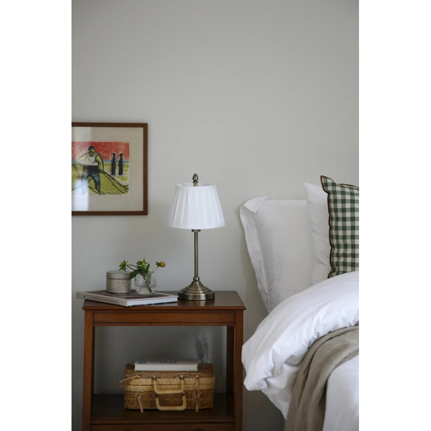 Markslöjd 108973 - Lampă de masă OXFORD 1xE14/40W/230V alb/alamă