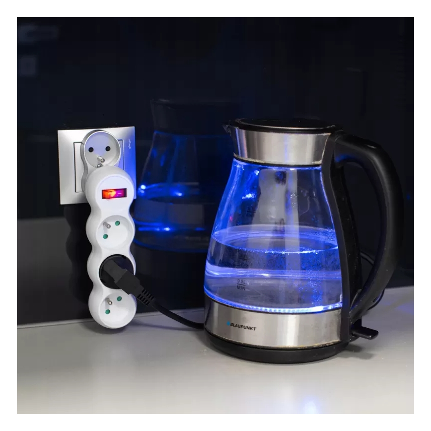 Multipriză cu întrerupător, 3 prize